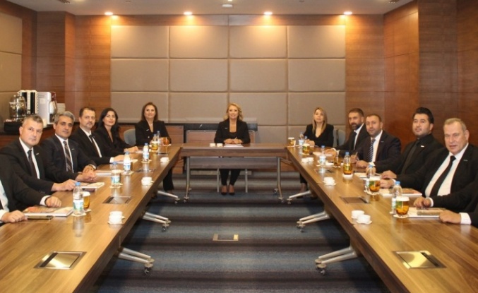 TEKSİDER’de Nermin Ceyhan güven tazeledi